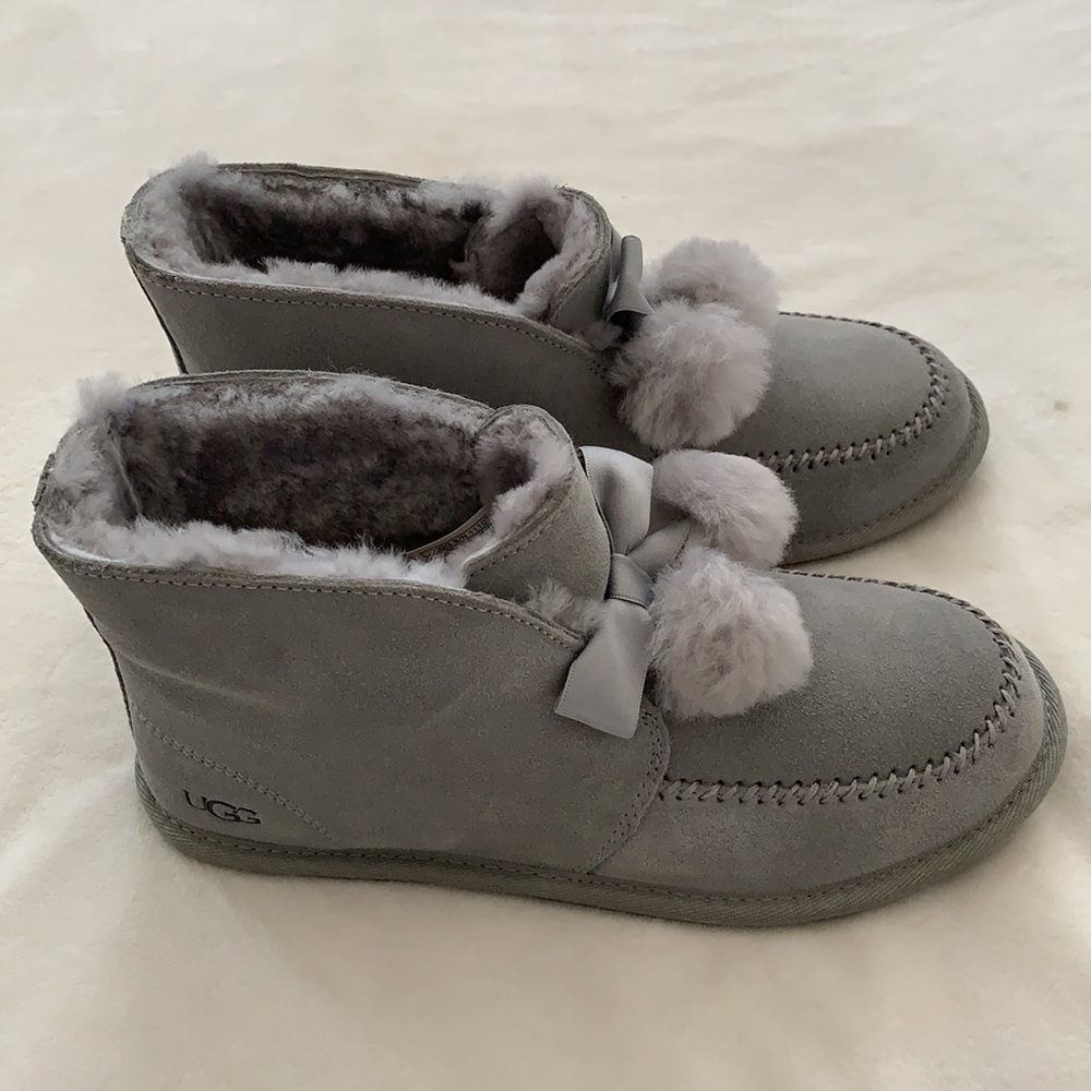 NWB UGG Kallen slippers bootie